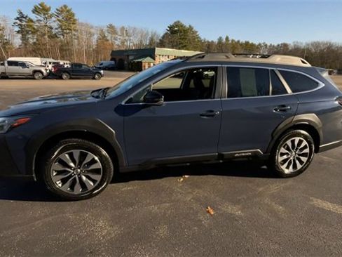 Used 2023 Subaru Outback Limited image 5