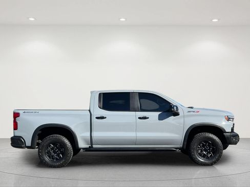 Used 2024 Chevrolet Silverado 1500 ZR2 w/ ZR2 Bison Edition AWD/4WD image 6