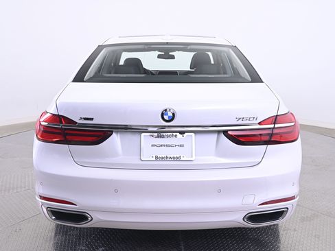 Used 2018 BMW 750i xDrive AWD/4WD image 6