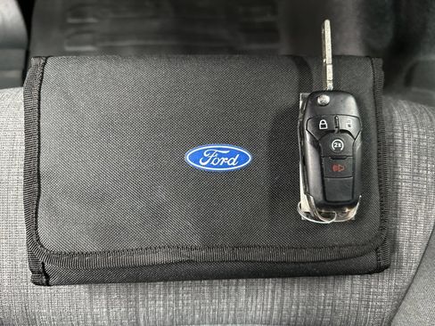 Used 2021 Ford F150 XLT w/ Trailer Tow Package image 41