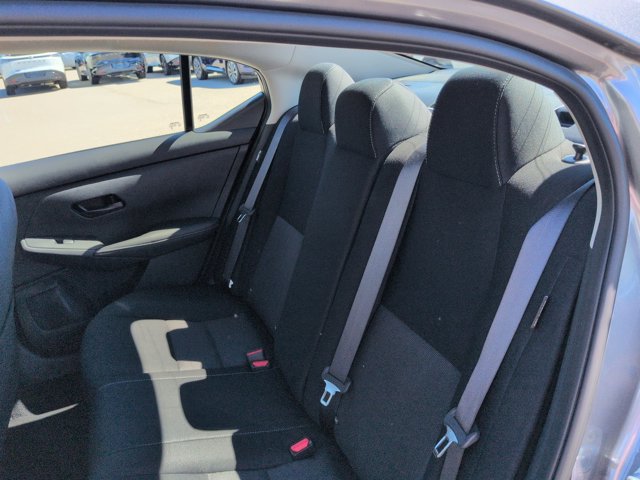 Used 2025 Nissan Sentra SV FWD image 14