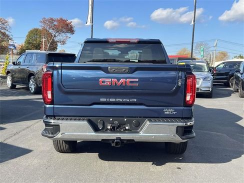 Used 2022 GMC Sierra 1500 SLT image 6