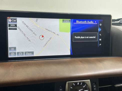 Used 2019 Lexus LX 570 4WD w/ Luxury Package image 21