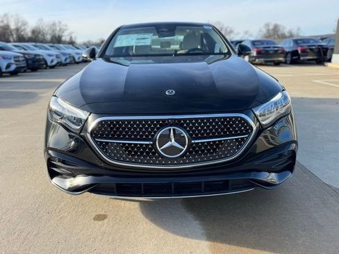 Used 2026 Mercedes-Benz E 350 4MATIC Sedan image 8