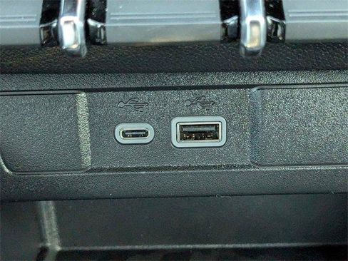 New 2025 GMC Canyon Elevation w/ Convenience Package image 23