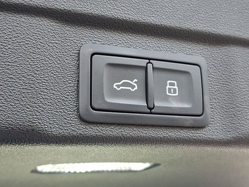 Certified 2025 Audi A5 2.0T Prestige image 29