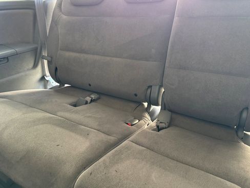 Used 2005 Honda Odyssey EX image 30