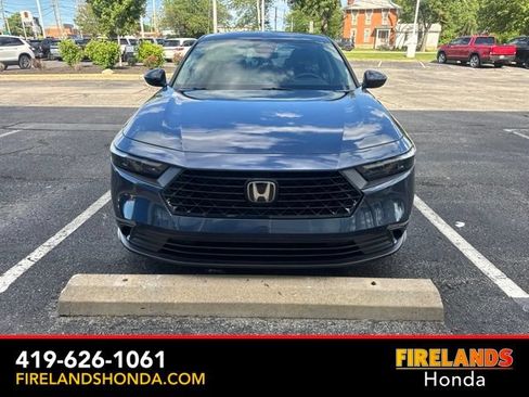 Used 2023 Honda Accord EX image 10