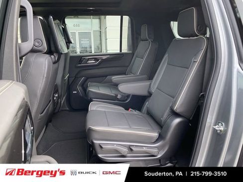 New 2026 GMC Yukon XL Elevation image 28