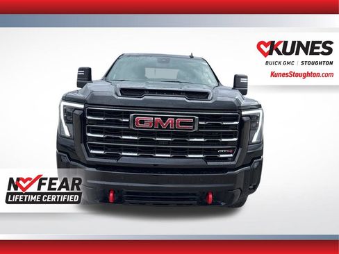 Used 2025 GMC Sierra 2500 AT4 AWD/4WD image 5