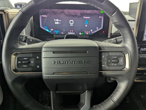 Used 2024 GMC Hummer EV 3X w/ LPO, Illumination Package image 18