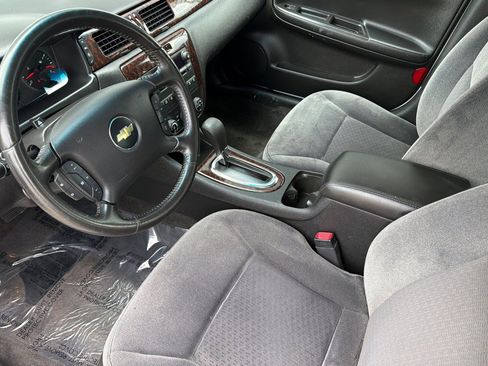 Used 2014 Chevrolet Impala Limited LS FWD image 11