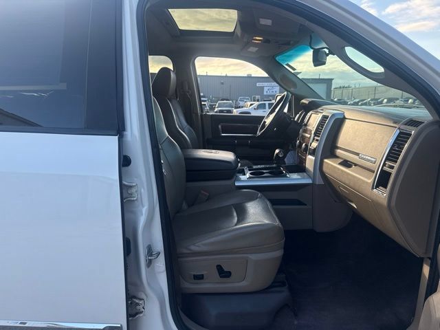Used 2009 Dodge Ram 1500 Truck Laramie AWD/4WD image 17