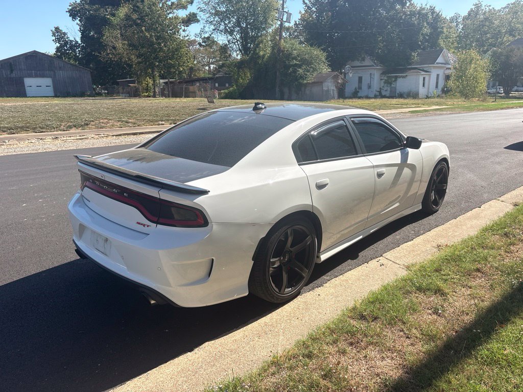 Used 2017 Dodge Charger SRT w/ Harman/Kardon Audio Group RWD image 8