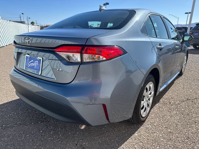 Used 2025 Toyota Corolla LE FWD image 5