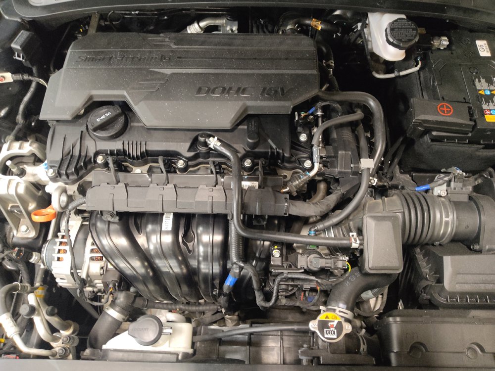 Used 2024 Hyundai Elantra SEL FWD image 30