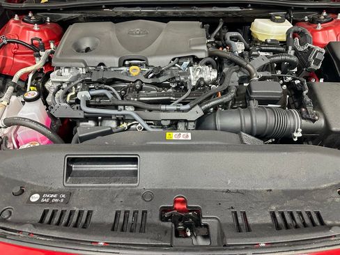 Used 2025 Toyota Camry SE image 65