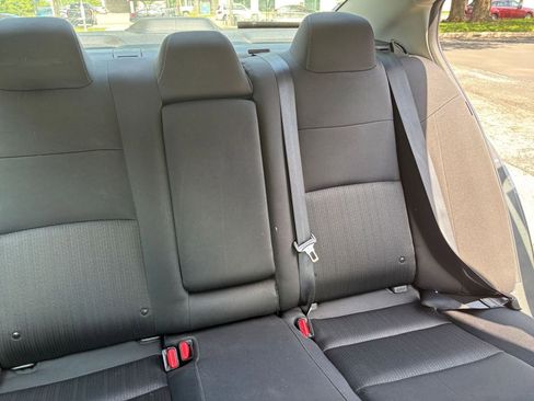 Used 2025 Nissan Altima 2.5 SV FWD image 32