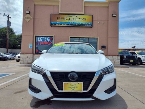 Used 2021 Nissan Sentra SV FWD image 9