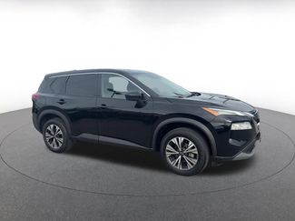 Used 2023 Nissan Rogue SV video 2