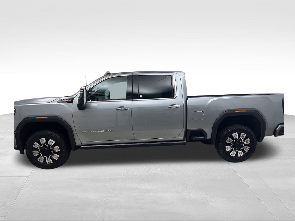 Used 2025 GMC Sierra 2500 Denali w/ Denali Reserve Package AWD/4WD image 2