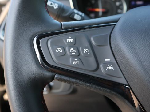 Used 2023 Chevrolet Equinox RS w/ LPO, Floor Liner Package AWD/4WD image 39