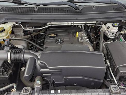 Used 2022 Chevrolet Colorado W/T w/ WT Convenience Package RWD image 24