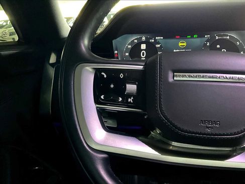 Used 2022 Land Rover Range Rover SE image 43