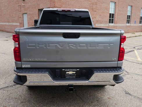 Used 2025 Chevrolet Silverado 2500 LT w/ Safety Package AWD/4WD image 5