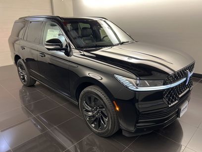 Used 2025 Lincoln Navigator Reserve w/ Jet Appearance Package