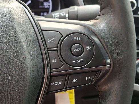Used 2024 Toyota Camry SE FWD image 21