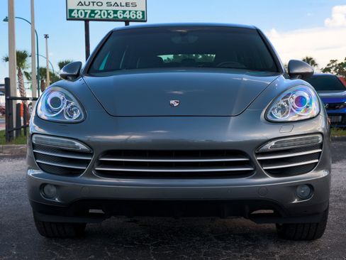 Used 2014 Porsche Cayenne Platinum Edition image 22