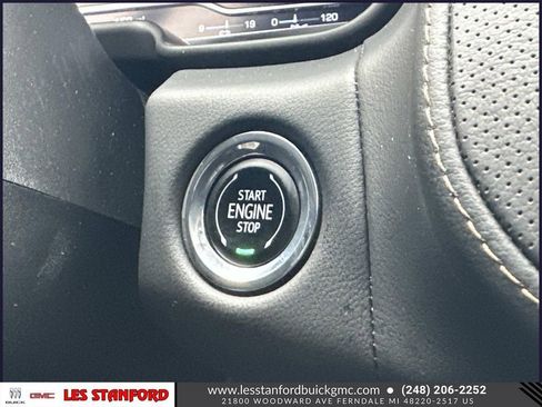 Used 2023 GMC Yukon AT4 w/ Technology Package image 29