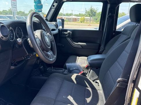 Used 2011 Jeep Wrangler Unlimited Sport AWD/4WD image 2