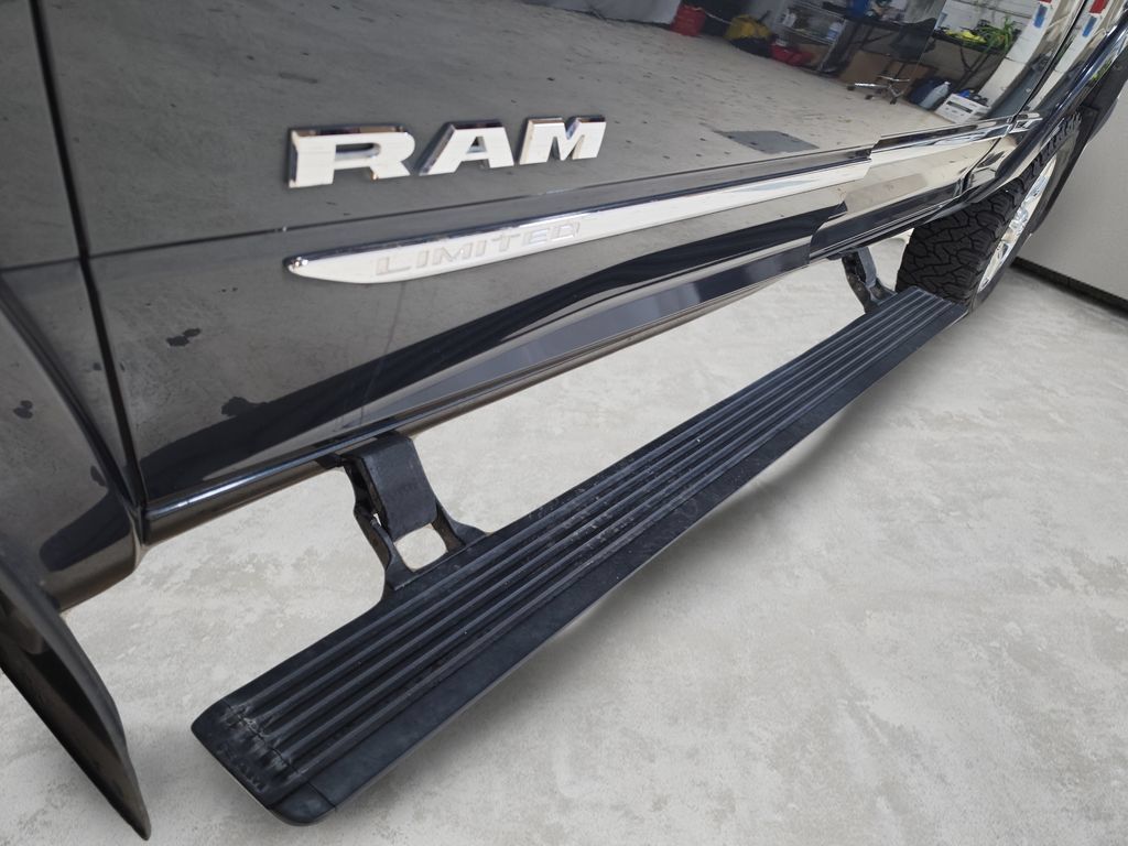 Used 2020 RAM 2500 Limited AWD/4WD image 34