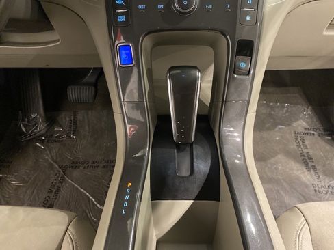 Used 2015 Chevrolet Volt Premium w/ Premium Trim Package image 14