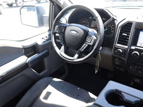 Used 2016 Ford F150 XLT w/ Equipment Group 302A Luxury AWD/4WD image 19