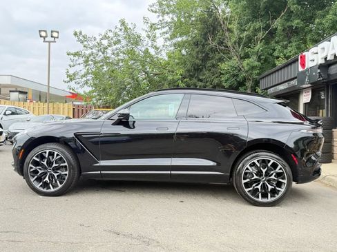 Used 2021 Aston Martin DBX AWD/4WD image 9