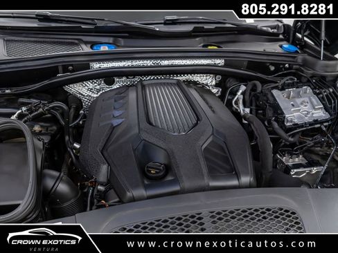 Used 2023 Porsche Macan Turbo image 41