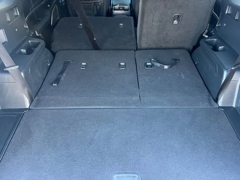 Used 2023 Kia Telluride LX image 15