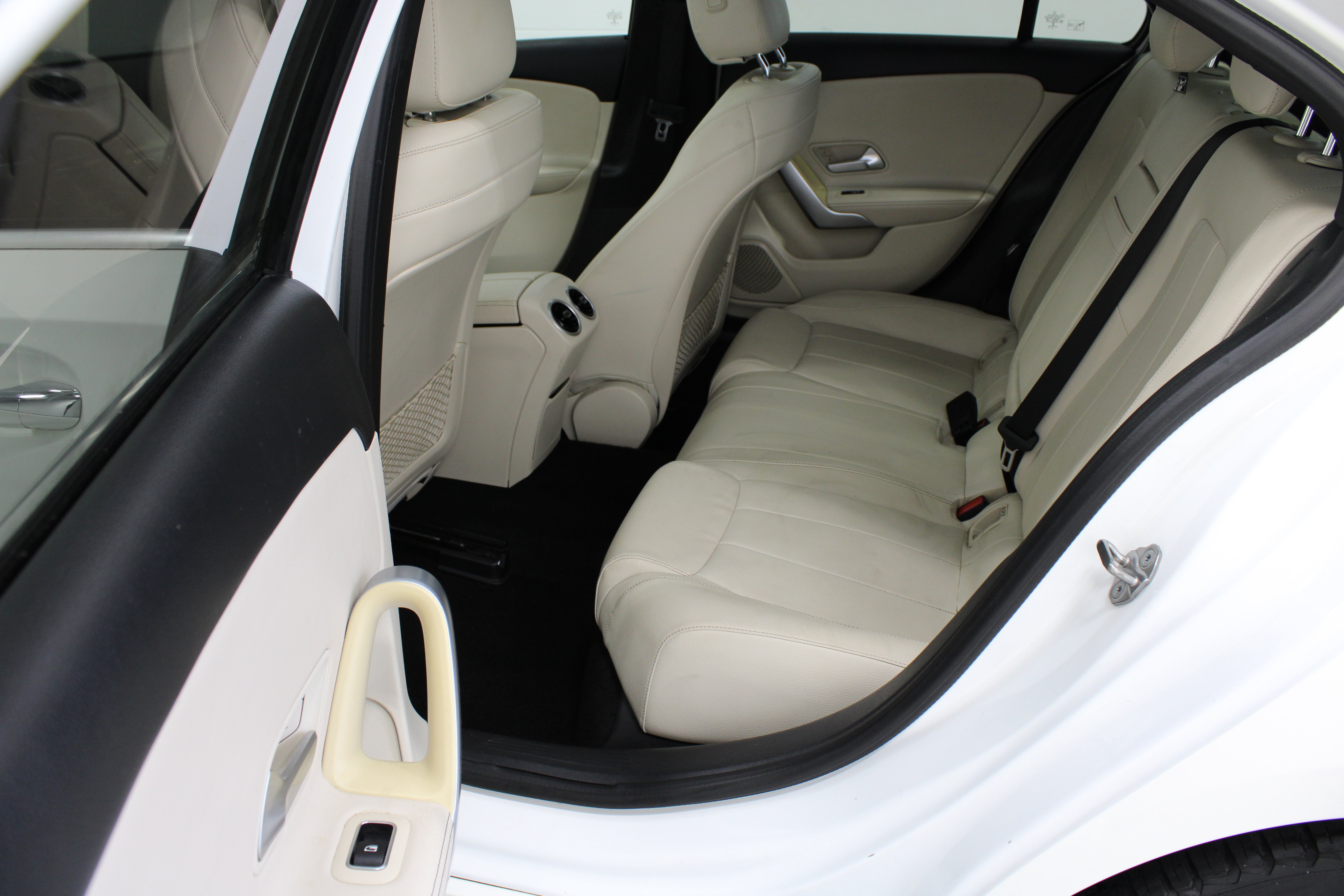 Used 2019 Mercedes-Benz A 220 image 30