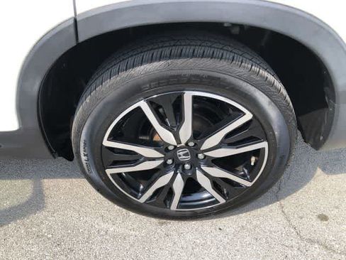 Used 2019 Honda Pilot Elite image 12