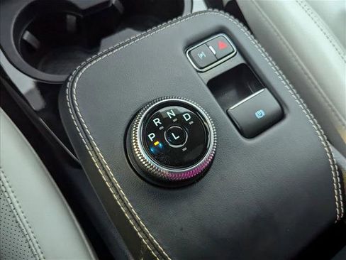 Used 2022 Ford Mustang Mach-E Premium image 12