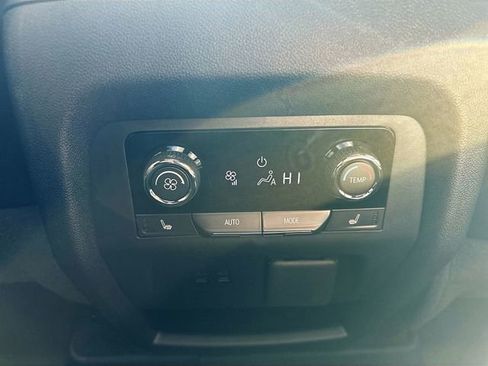 New 2026 Chevrolet Traverse High Country w/ LPO, Floor Liner Package image 27