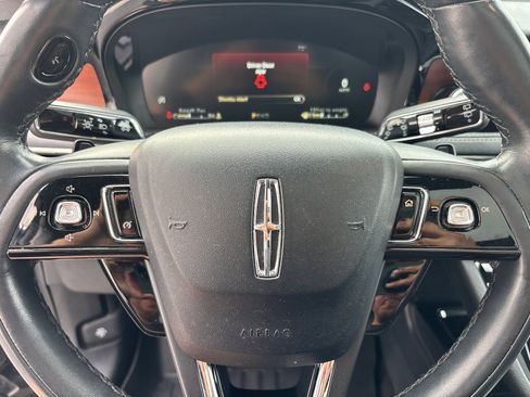 Used 2022 Lincoln Corsair Reserve w/ Elements Package AWD/4WD image 16