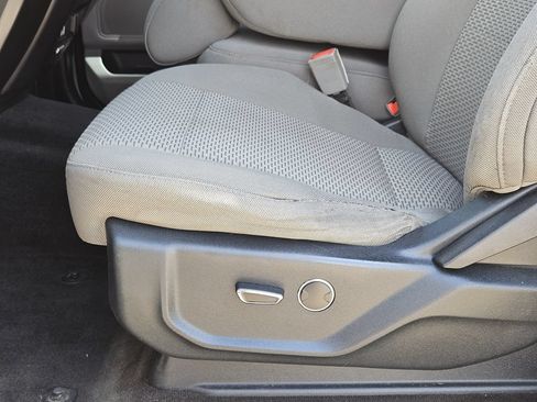 Used 2018 Ford F250 XLT w/ XLT Value Package AWD/4WD image 22
