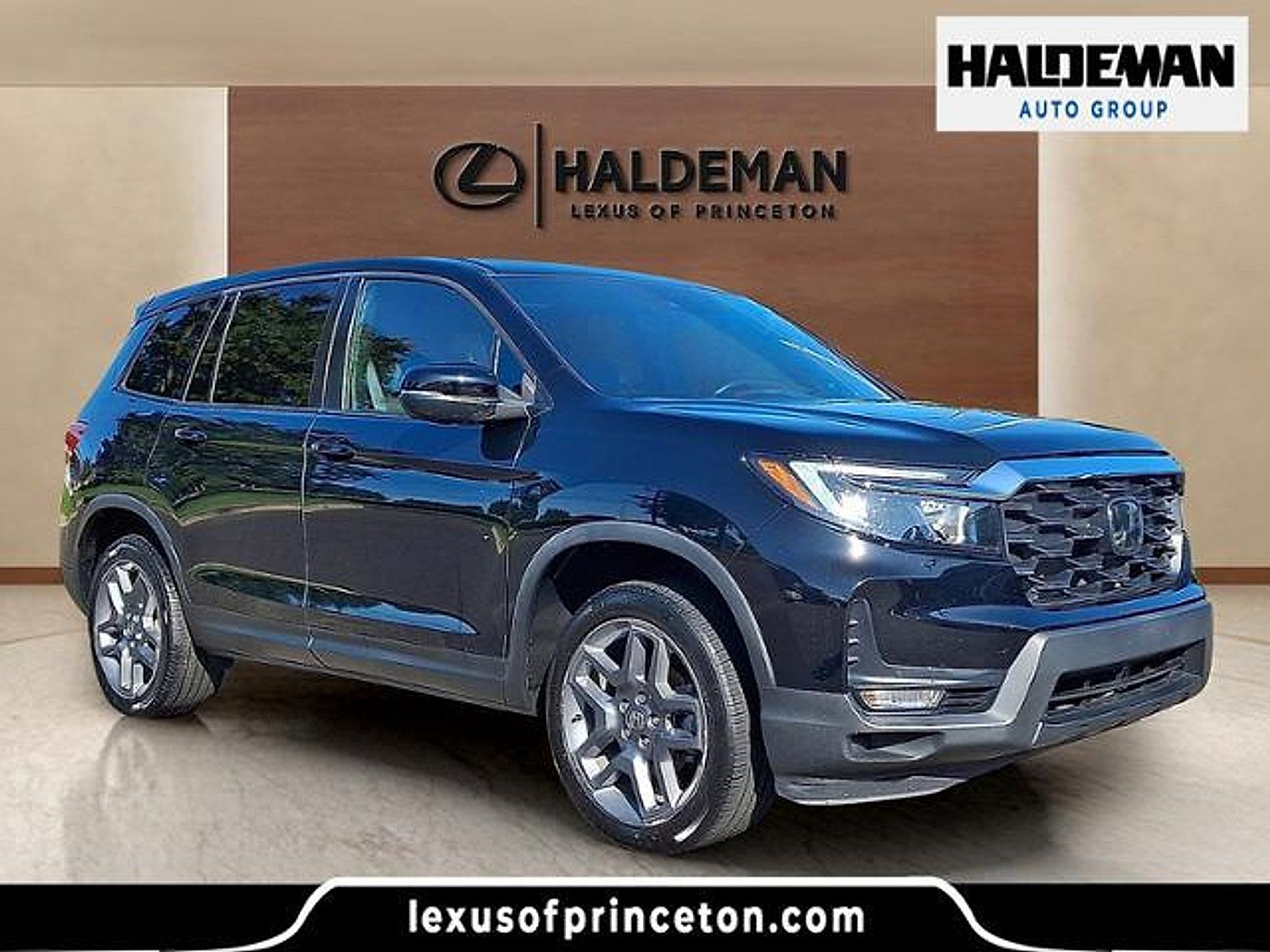Used 2022 Honda Passport EX-L image 1