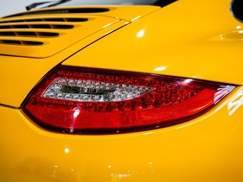 Used 2011 Porsche 911 Carrera GTS image 36