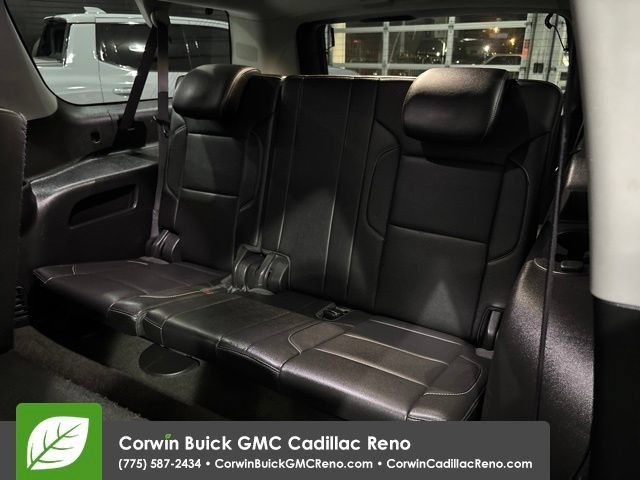 Used 2017 GMC Yukon XL SLT w/ Open Road Package AWD/4WD image 13