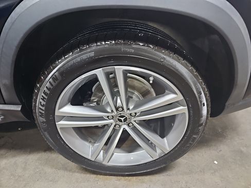 Used 2020 Mercedes-Benz GLE 350 4MATIC image 35